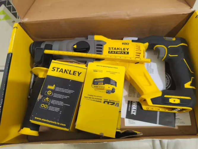 Vendo martelete Stanley 20v 2 bateria