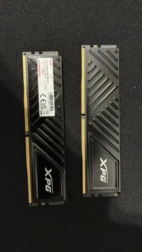 Memória RAM XPG DDR4 16GB (2x8GB) 3200MHz