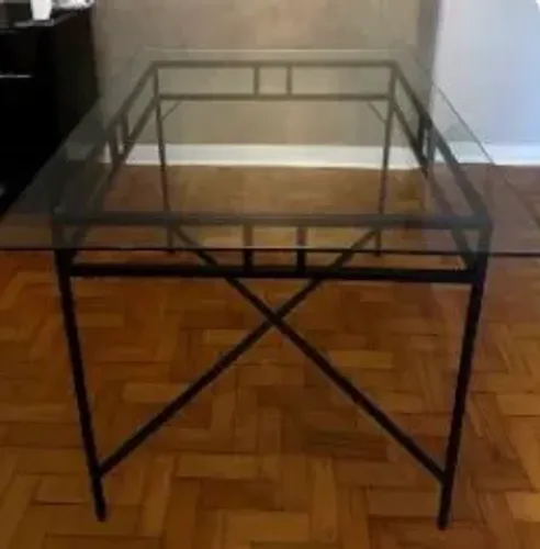 Mesa em ferro e vidro jantar / cozinha ler tudo