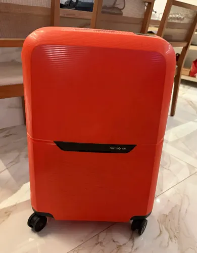 Mala Média Magnum Eco Samsonite Polipropileno Cadeado Tsa 4 Rodas Duplas Giro 360 Laranja