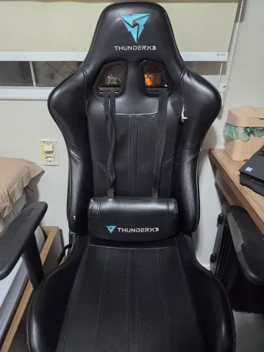 Cadeira gamer usada
