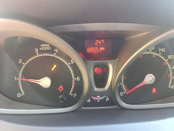 Ford Fiesta SE 1.6 16V Flex 5P 2012