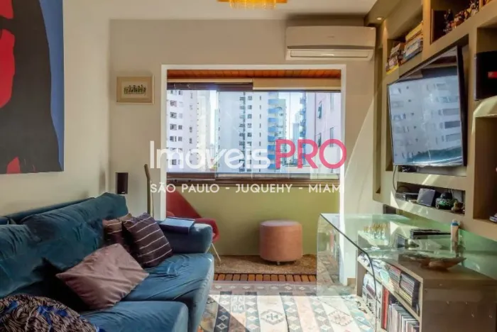 Semi mobiliado, reformado, predio com piscina, academia, sauna
