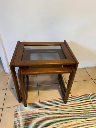 Mesa lateral de madeira 