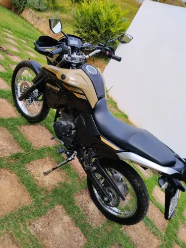 Yamaha / XTZ250 Lader 2024