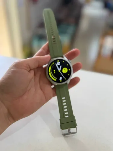 RELÓGIO SMART <br>$ 110,00<br>SOMENTE O VERDE AINDA
