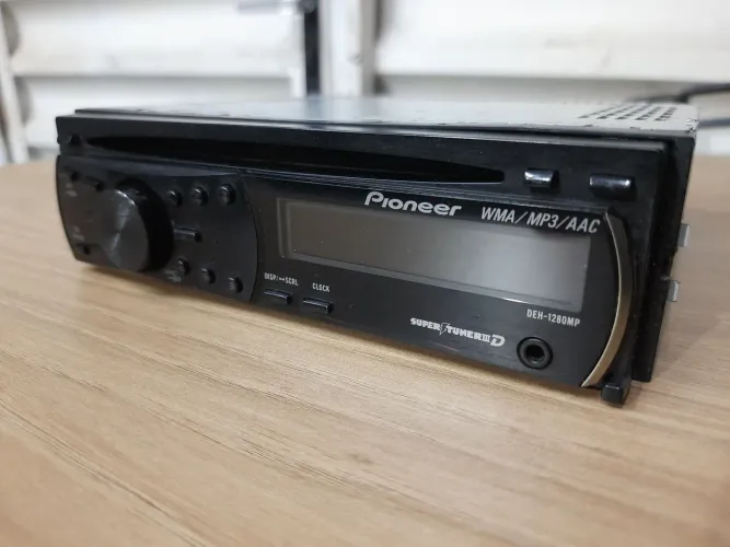 Som pioneer antigo com Bluetooth interno estado de novo