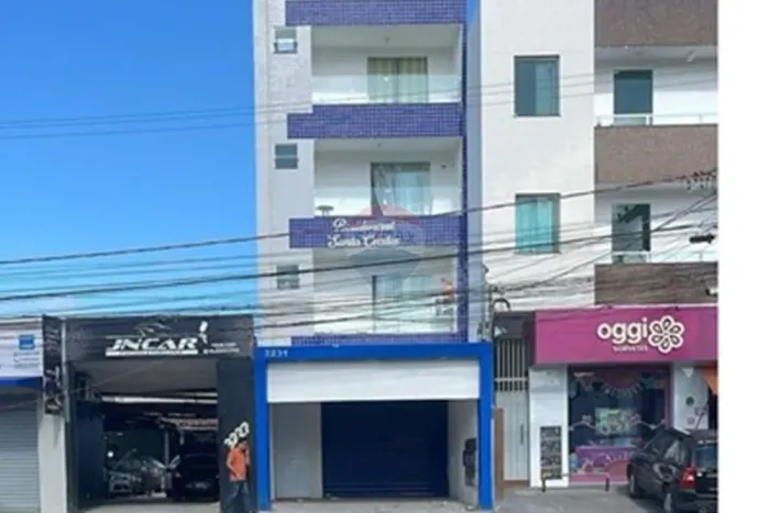 Prédio com 6 apartamento e galpão no Ponto Novo - Invista Já!