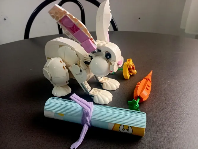 Lego Creator 3 em 1 (31133) | Coelho Branco - 258 pcs