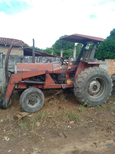 trator Massey Ferguson