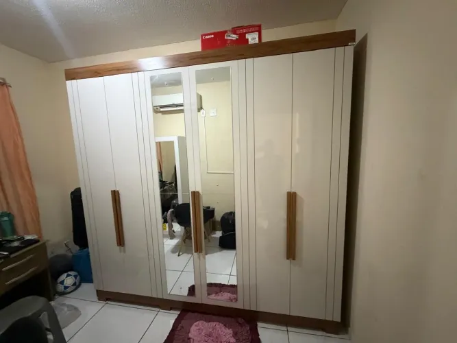 Guarda roupa de Casal