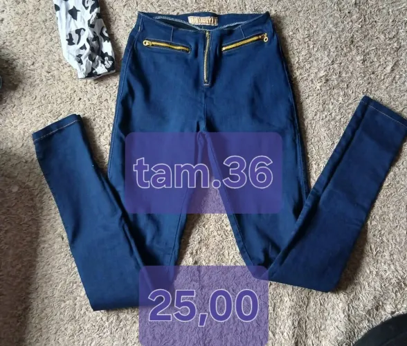 Calça jeans azul feminina