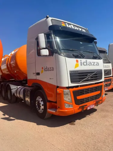 Vende se caminhões volvo