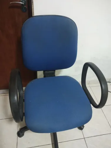 Cadeira para escritório giratória