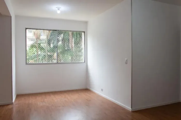 Apartamento à Venda - Campo Belo, 2 Quartos, 70 m2