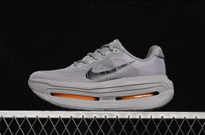 Tênis Nike Vomero premium 