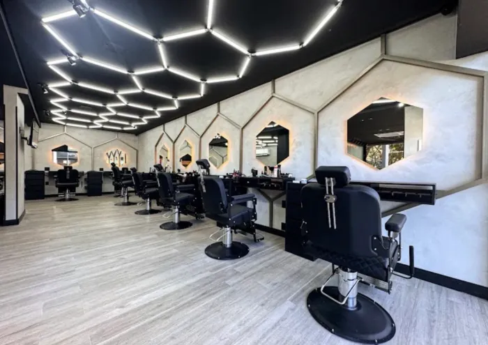 Modelo para Corte de Cabelo e Barba Gratuito 