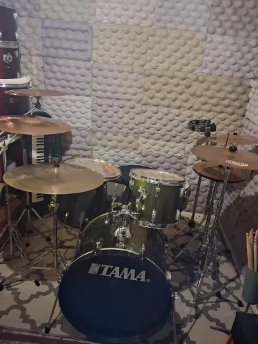 Bateria Tama Swingstar e Pratos Zildjan