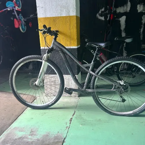 Bike , Mika- Specialized, quadro 15, aro 29 