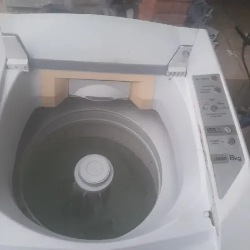 maquina de lavar roupas de brastenp de 8kg tudo ok aqui em salto de pirapora