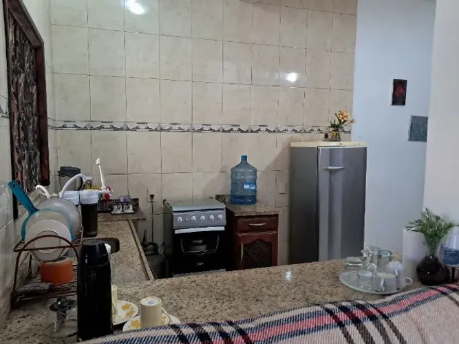 Casa linda com 2/4 no CDP