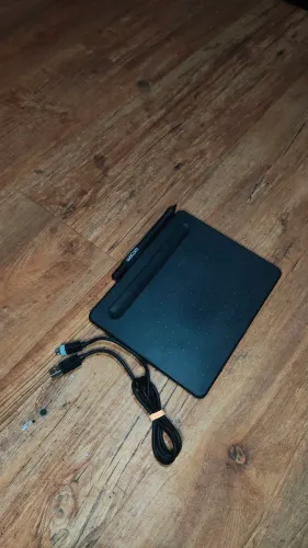 Intuos CTL 4100 mesa digitalizadora