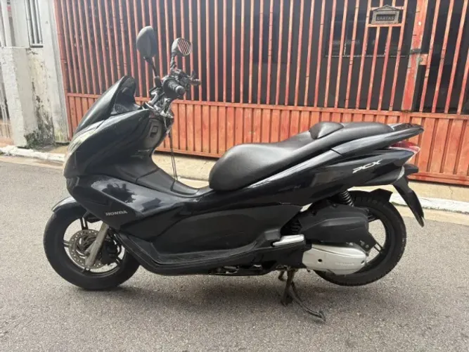 Honda PCX ANO 2015 - 150cc
