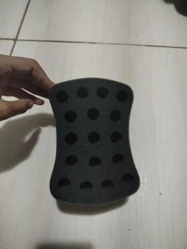 Kit Esponja de nudred e pente garfo (SEM USO) profissional tamanho M