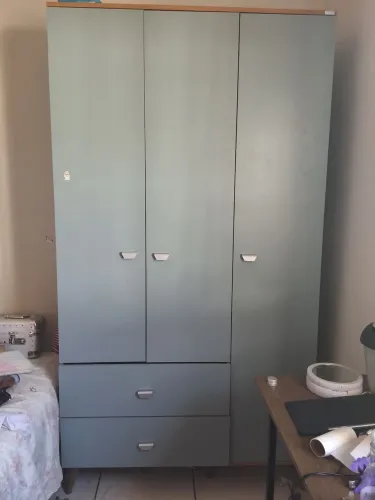 Gurda roupa pequeno cor: Azul
