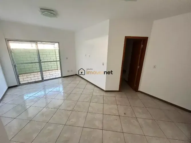 Apartamento com Área Privativa 3 Quartos (1 Suíte) | Excelente Localização