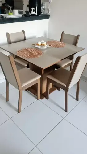 Conjunto Sala de Jantar Mesa Tampo de Madeira 4 Cadeiras Rustic/Crema/Sintético Bege Brian