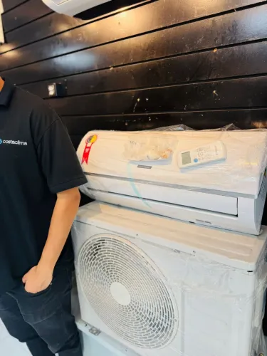 Ar-condicionado semi-novo 9000btus à 12000btus