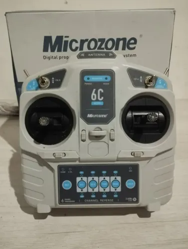 Rádio Controle Microzone 6 canais