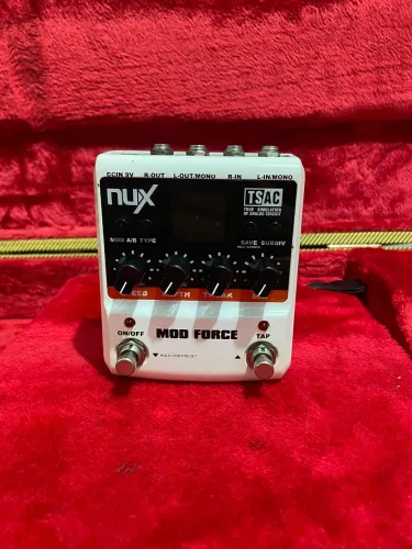 Pedal Modulação NUX Force