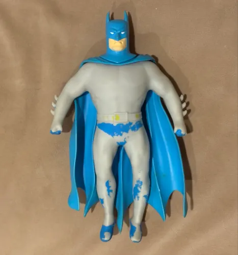 Boneco Batman Estica Herói Liga da Justiça Dc