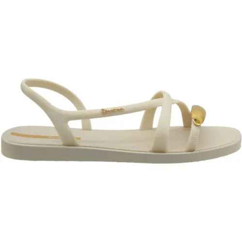Sandália Feminina Detalhe Metalizado Go Chic Ipanema Bege 27350BM682