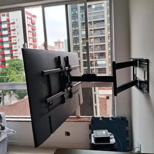 Vendo suposte de TV- NOVO NA CAIXA