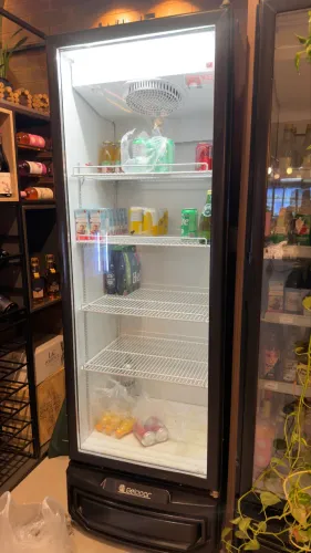 REFRIGERADOR EXPOSITOR GELOPAR GCVR