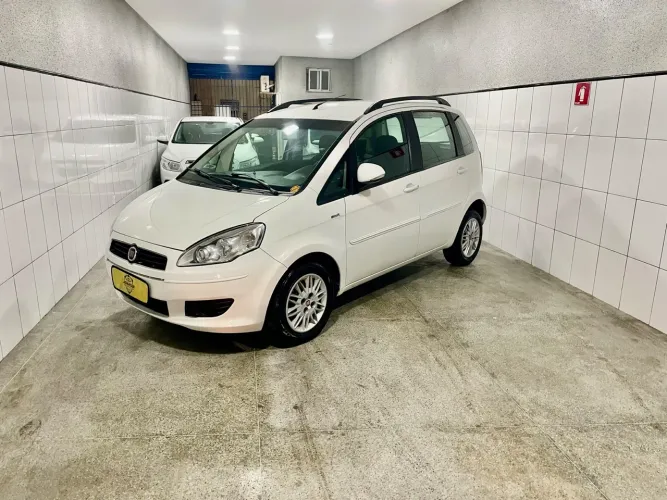 Fiat Idea Essence 1.6 Flex 16V 5P 2013
