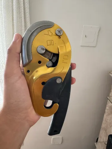 Descensor ID S PETZL 
