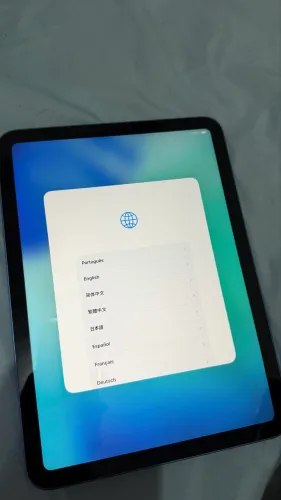 iPad 11 A16