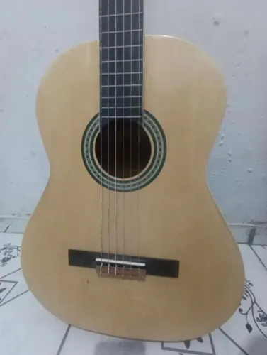 Violão acústico