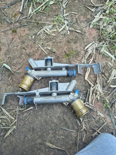 Mini canhão aspersor de irrigação KS plona 1500 alcance 25 à30 metros .
