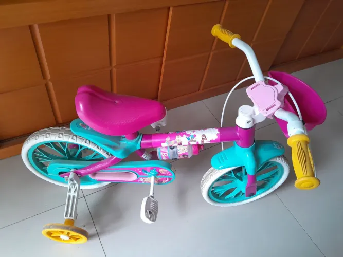 Bicicleta infantil aro 12 Barbie