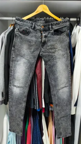 Calça Diesel modelo Sleenker Skinny original