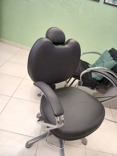 Cadeira de cabeleireiro reclinável