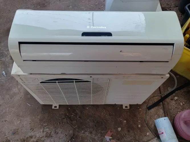 Split Eletrolux 9000 btus instalado 