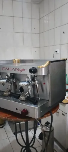 MÁQUINA DE CAFÉ EXPRESSO 