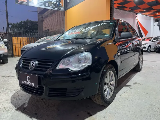 Volkswagen Polo Sedan 1.6 MI Total Flex 8V 4P 2009