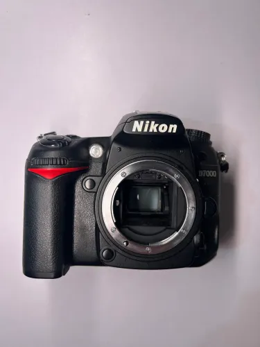 Nikon D7000